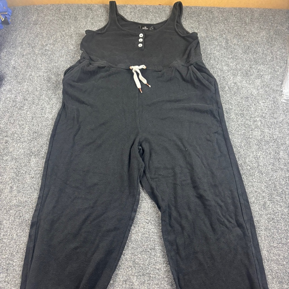 VOLCOM Women’s Black Lil Fleece Romper size: Medium 8 - Picture 3 of 10